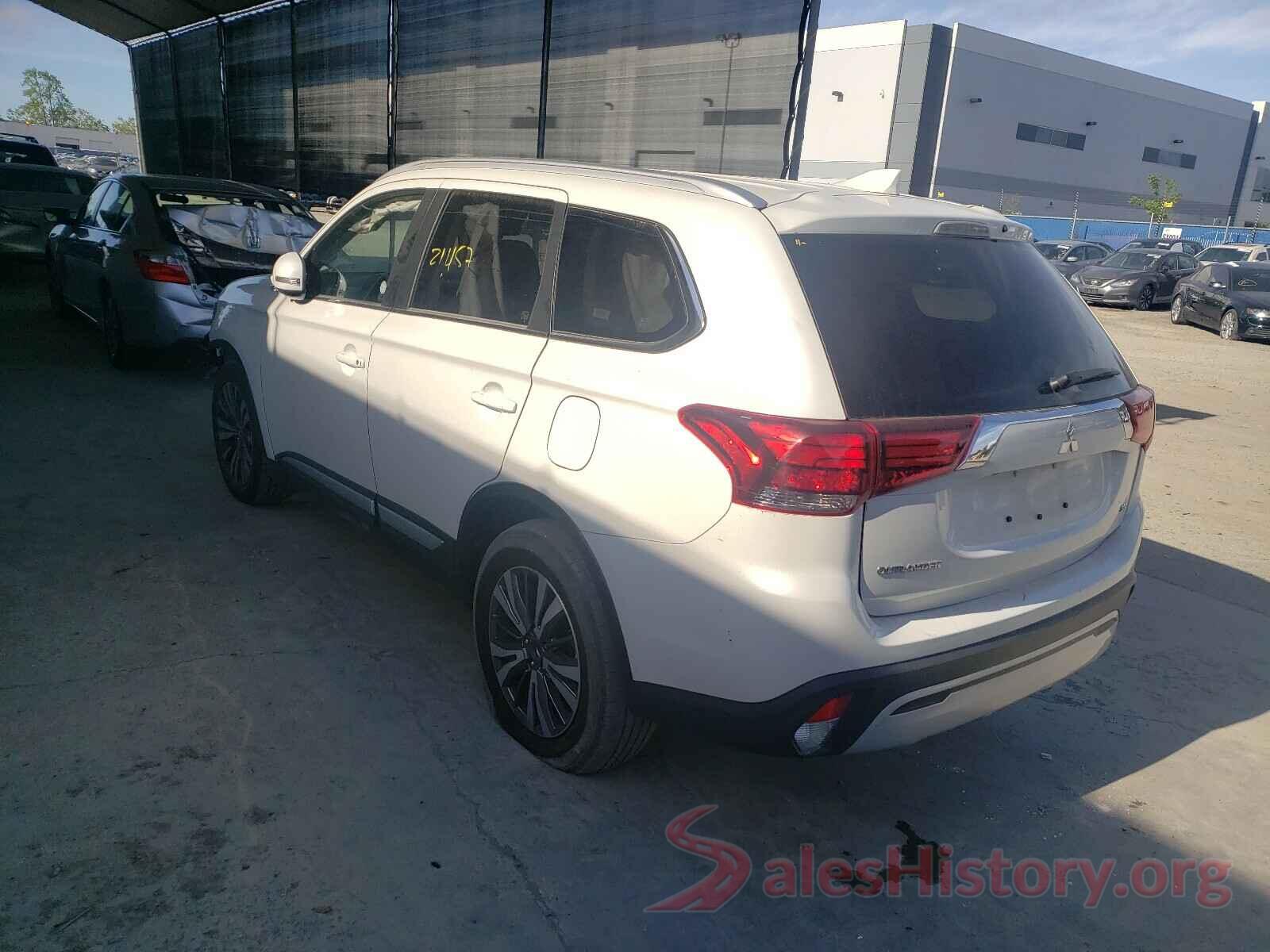 JA4AD3A33LZ028355 2020 MITSUBISHI OUTLANDER