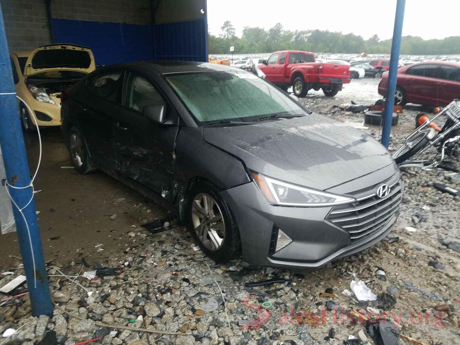 5NPD84LF3KH451138 2019 HYUNDAI ELANTRA