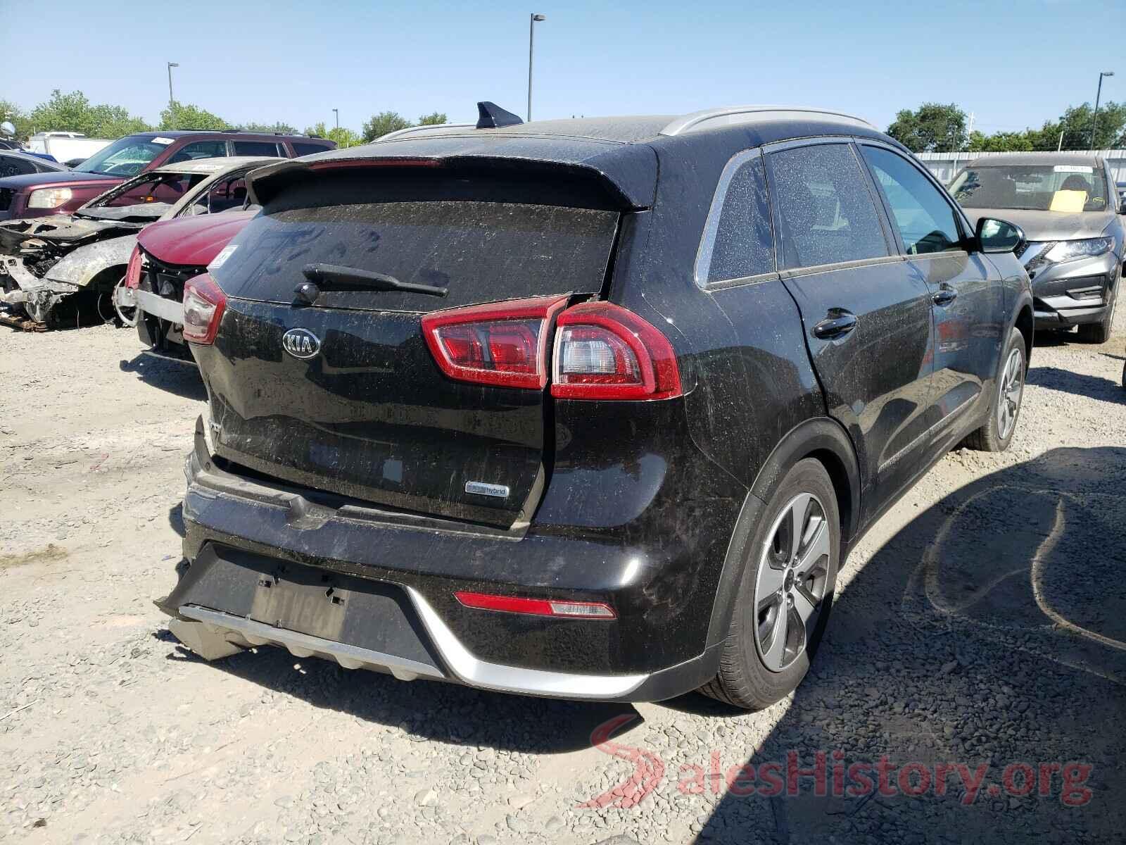 KNDCB3LC6J5204546 2018 KIA NIRO