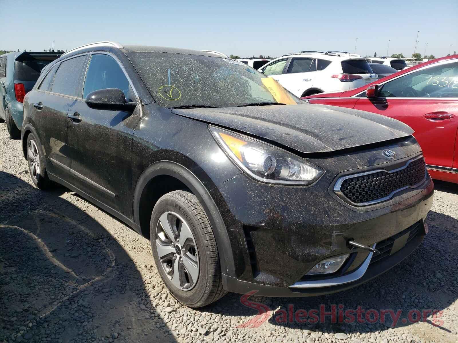 KNDCB3LC6J5204546 2018 KIA NIRO