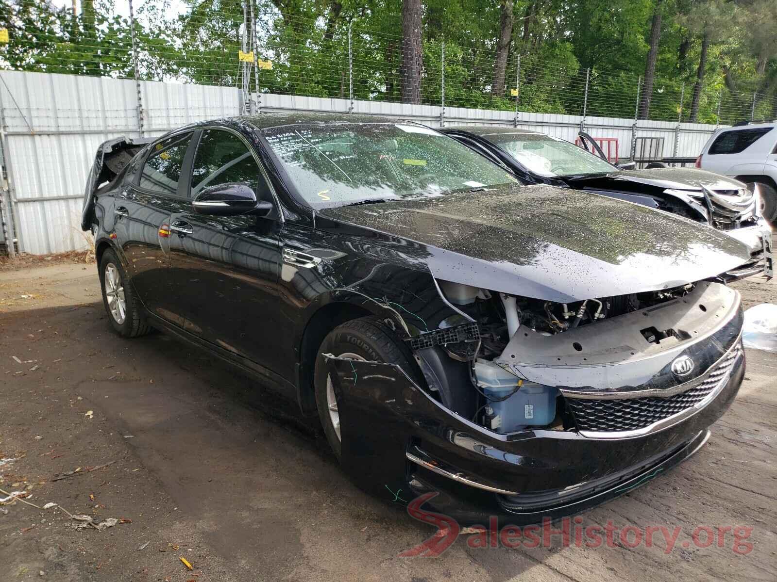 5XXGT4L38HG135000 2017 KIA OPTIMA