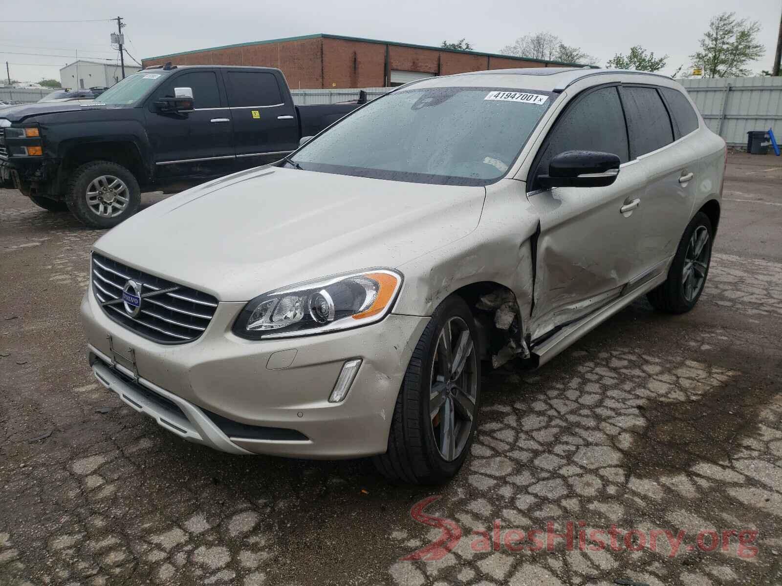 YV440MDRXH2015586 2017 VOLVO XC60