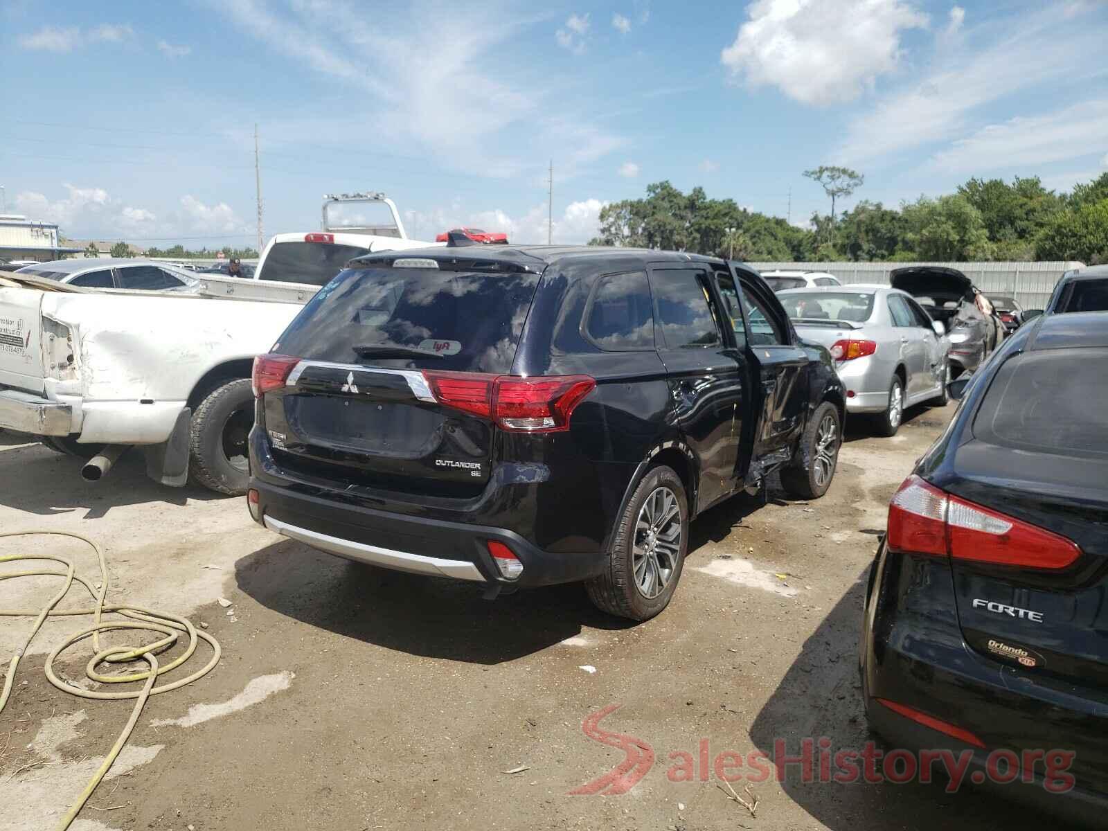 JA4AD3A33HZ066787 2017 MITSUBISHI OUTLANDER