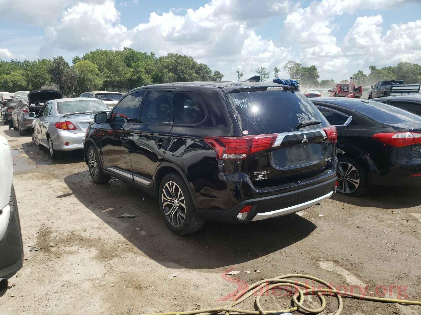 JA4AD3A33HZ066787 2017 MITSUBISHI OUTLANDER