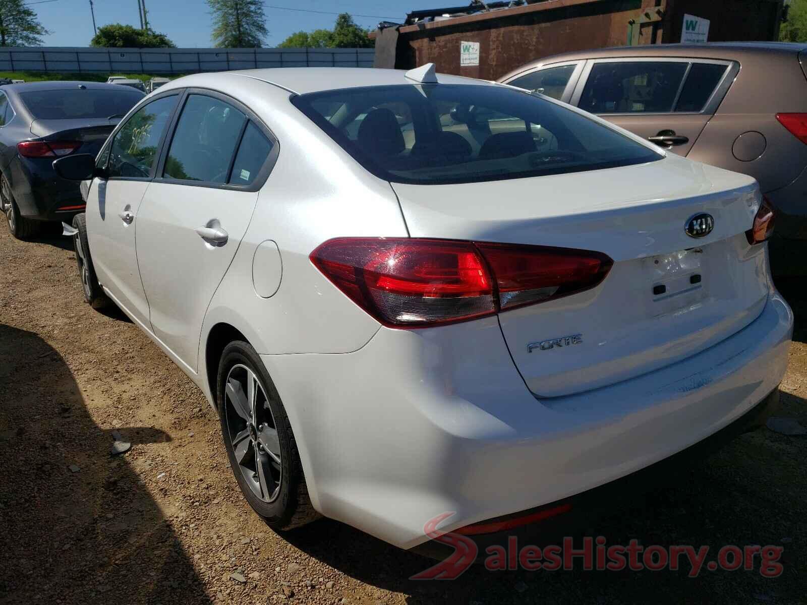 3KPFL4A73JE257215 2018 KIA FORTE