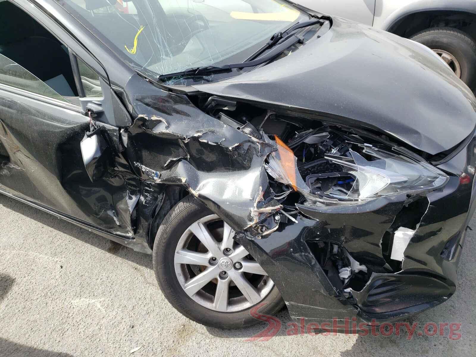 JTDKDTB33H1592960 2017 TOYOTA PRIUS