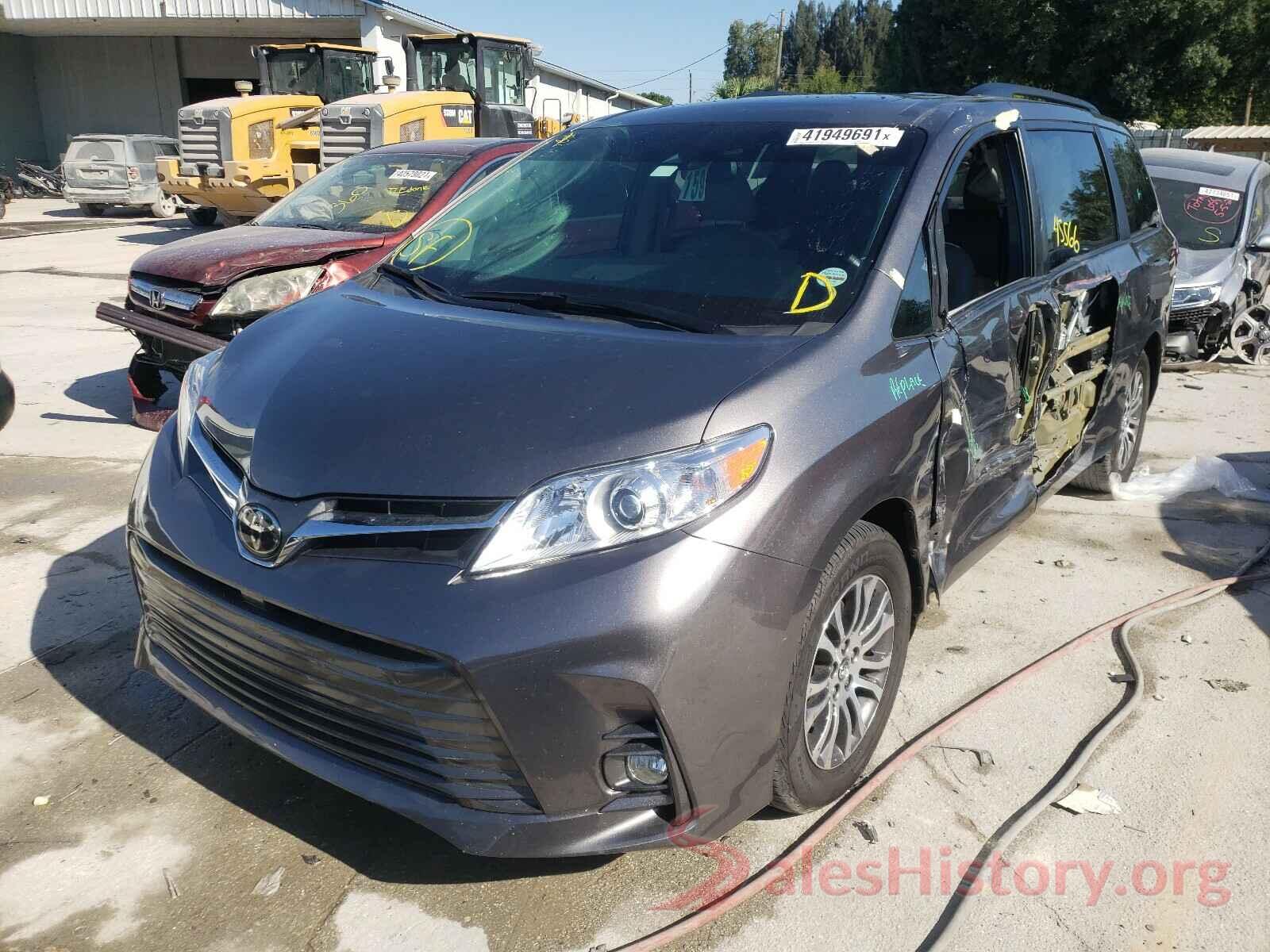 5TDYZ3DC0KS018853 2019 TOYOTA SIENNA