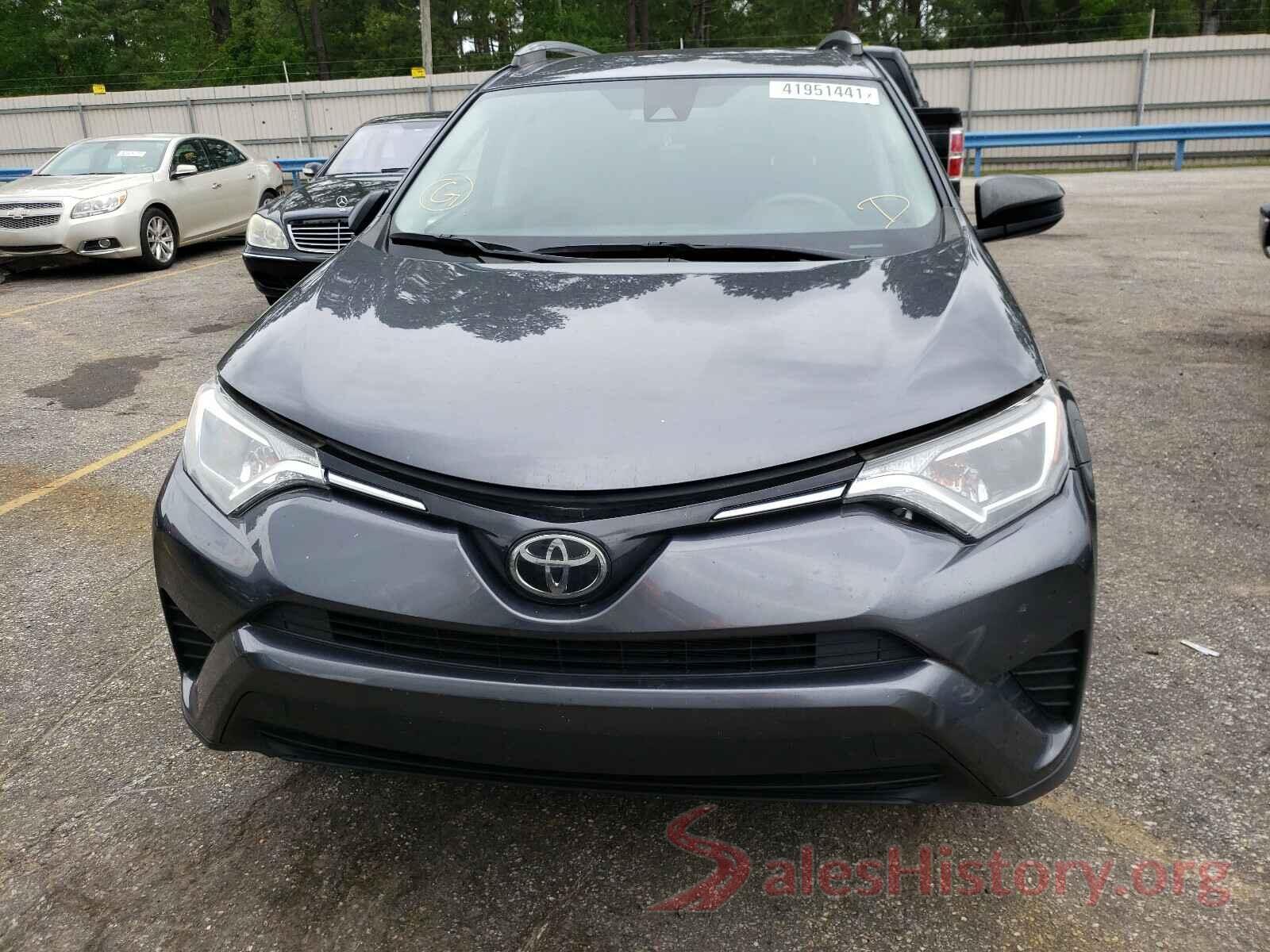 JTMZFREV3JD110081 2018 TOYOTA RAV4