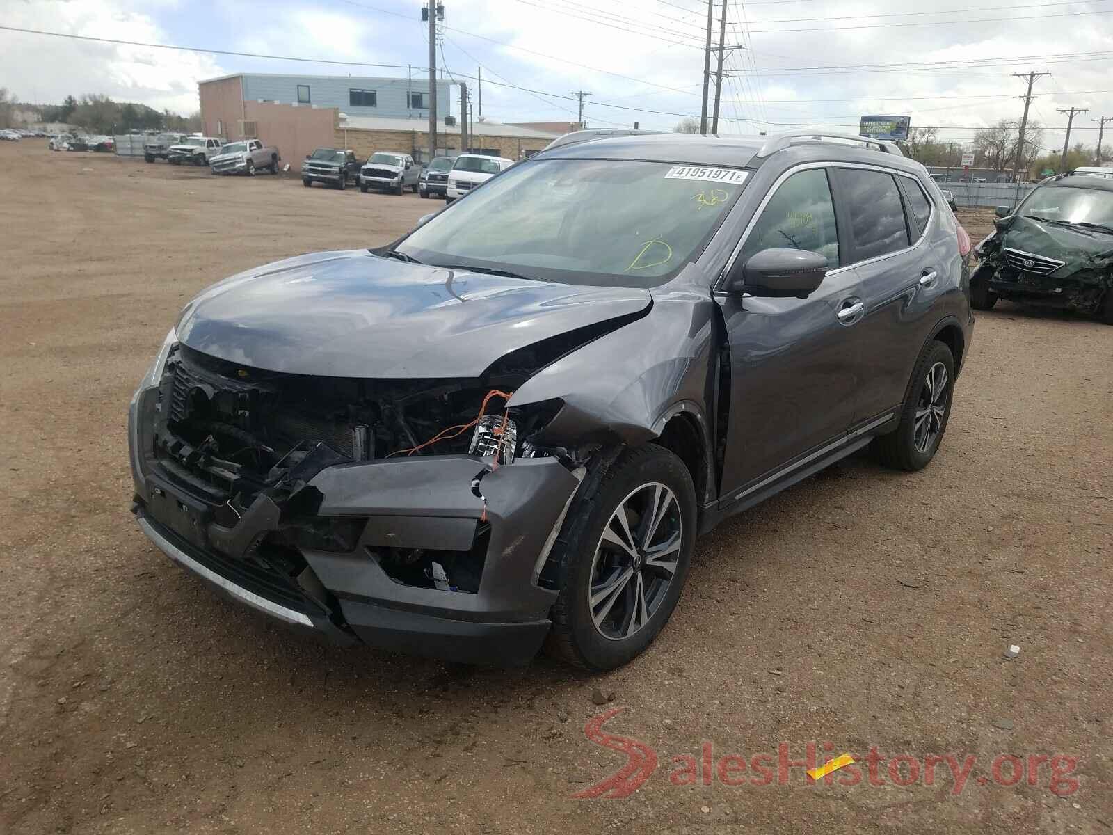 5N1AT2MV4JC793697 2018 NISSAN ROGUE