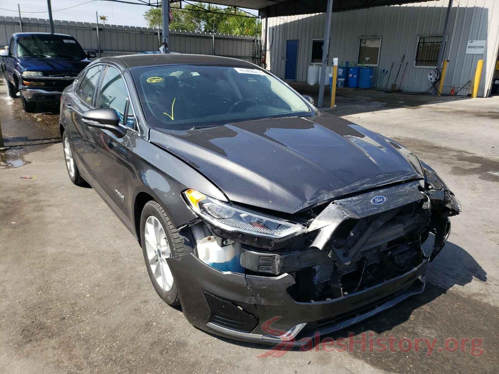 3FA6P0MU6KR123698 2019 FORD FUSION