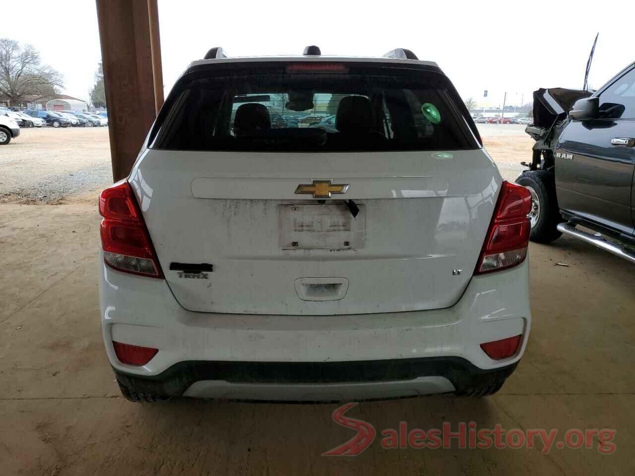 KL7CJLSBXJB676212 2018 CHEVROLET TRAX