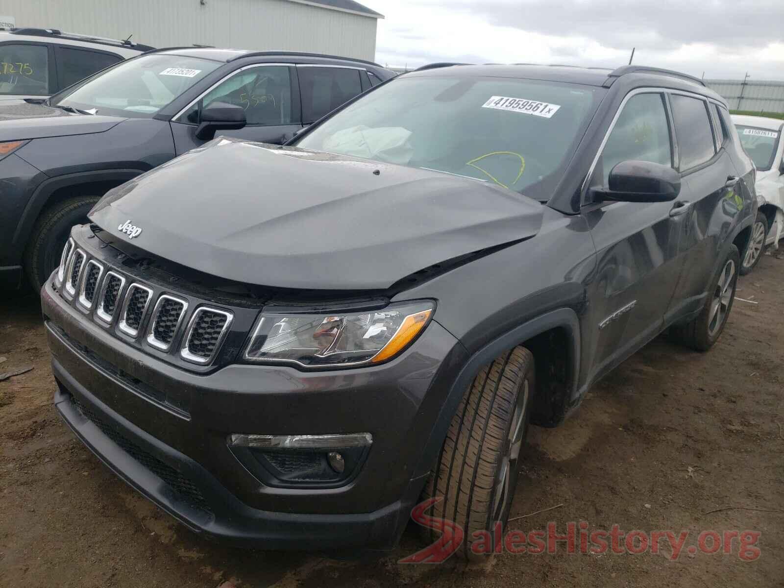 3C4NJDBB4JT135785 2018 JEEP COMPASS