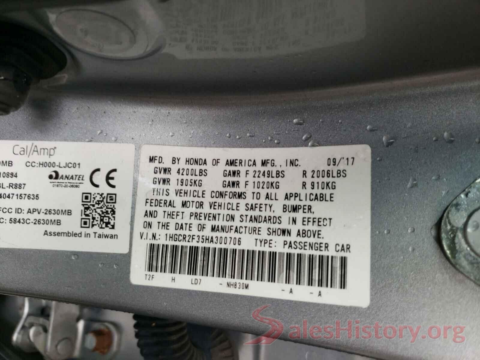 1HGCR2F35HA300706 2017 HONDA ACCORD