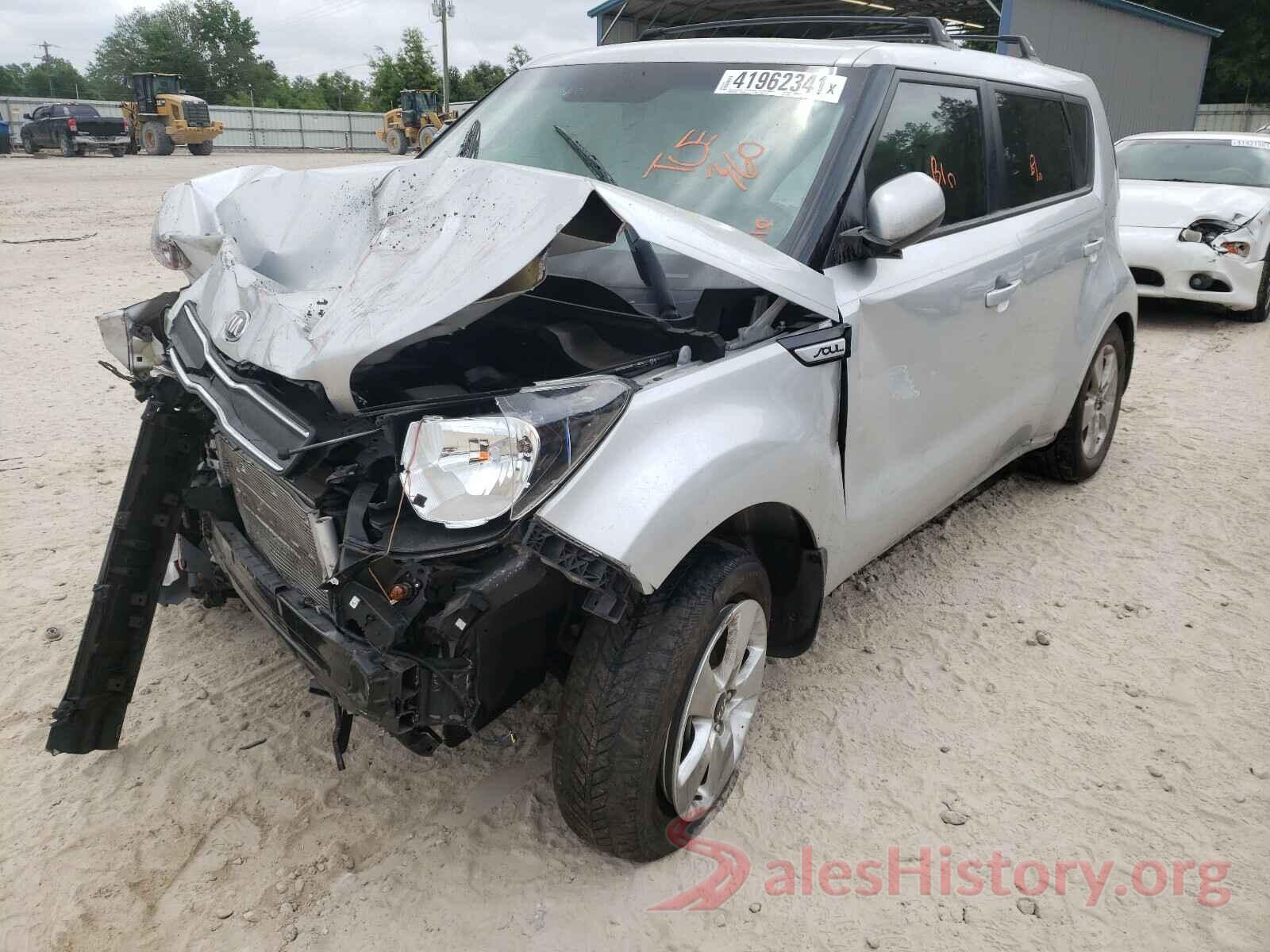 KNDJN2A28J7594203 2018 KIA SOUL