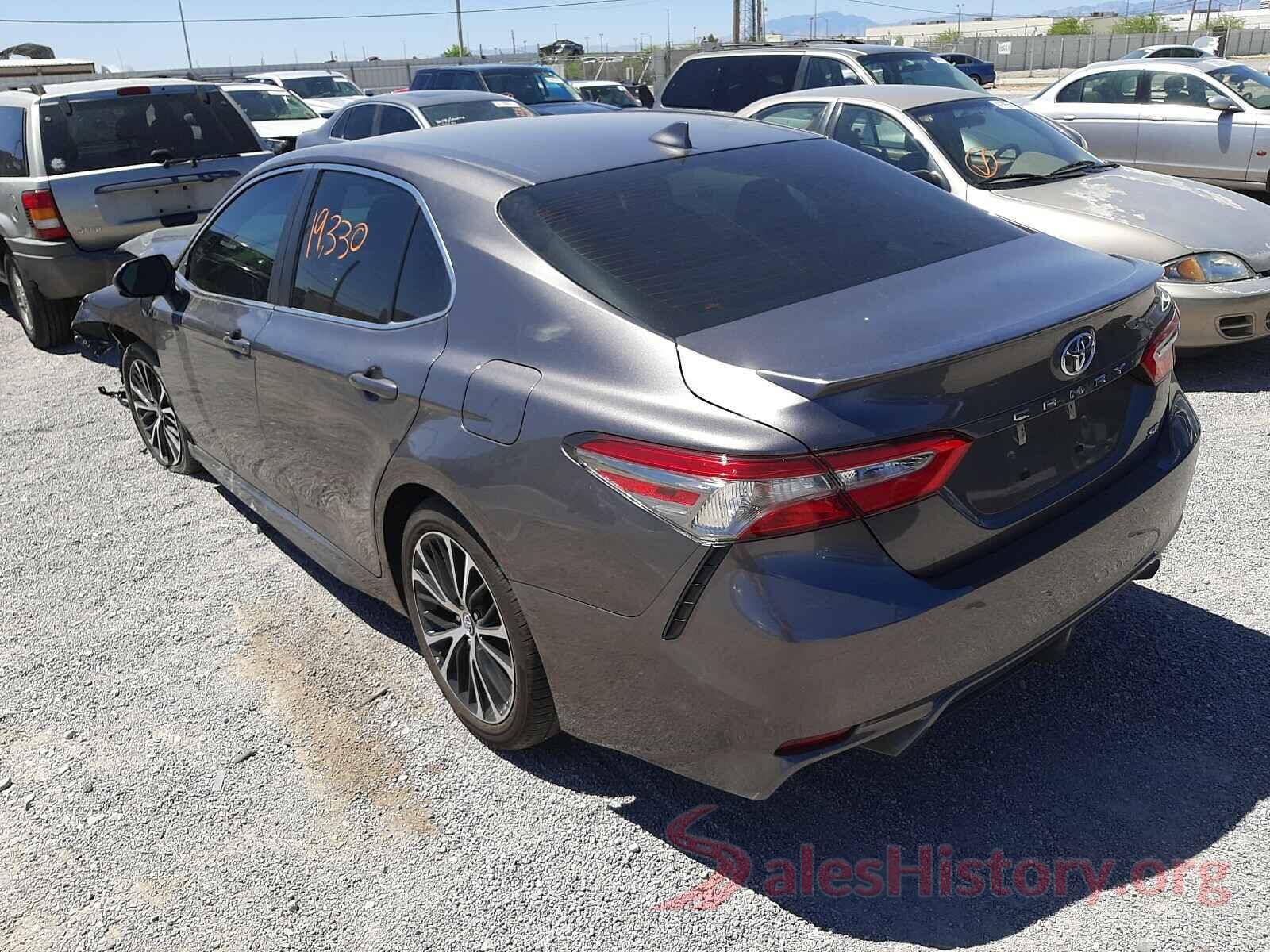 4T1B11HK3KU714696 2019 TOYOTA CAMRY