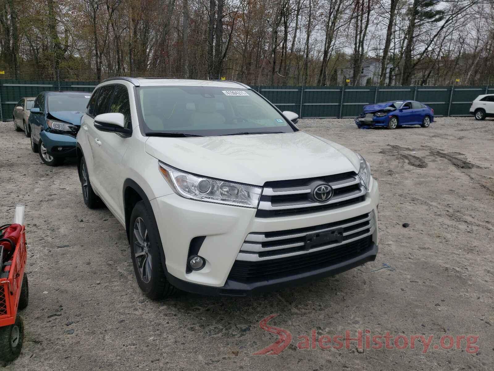 5TDJZRFH2JS555025 2018 TOYOTA HIGHLANDER