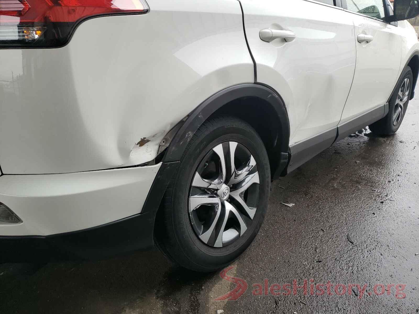 JTMBFREV8HJ110705 2017 TOYOTA RAV4