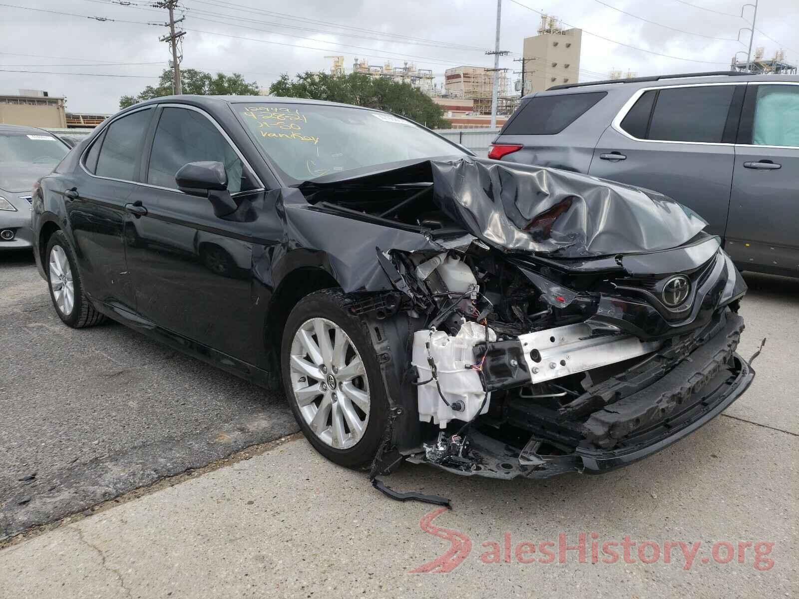 JTNB11HKXJ3034704 2018 TOYOTA CAMRY