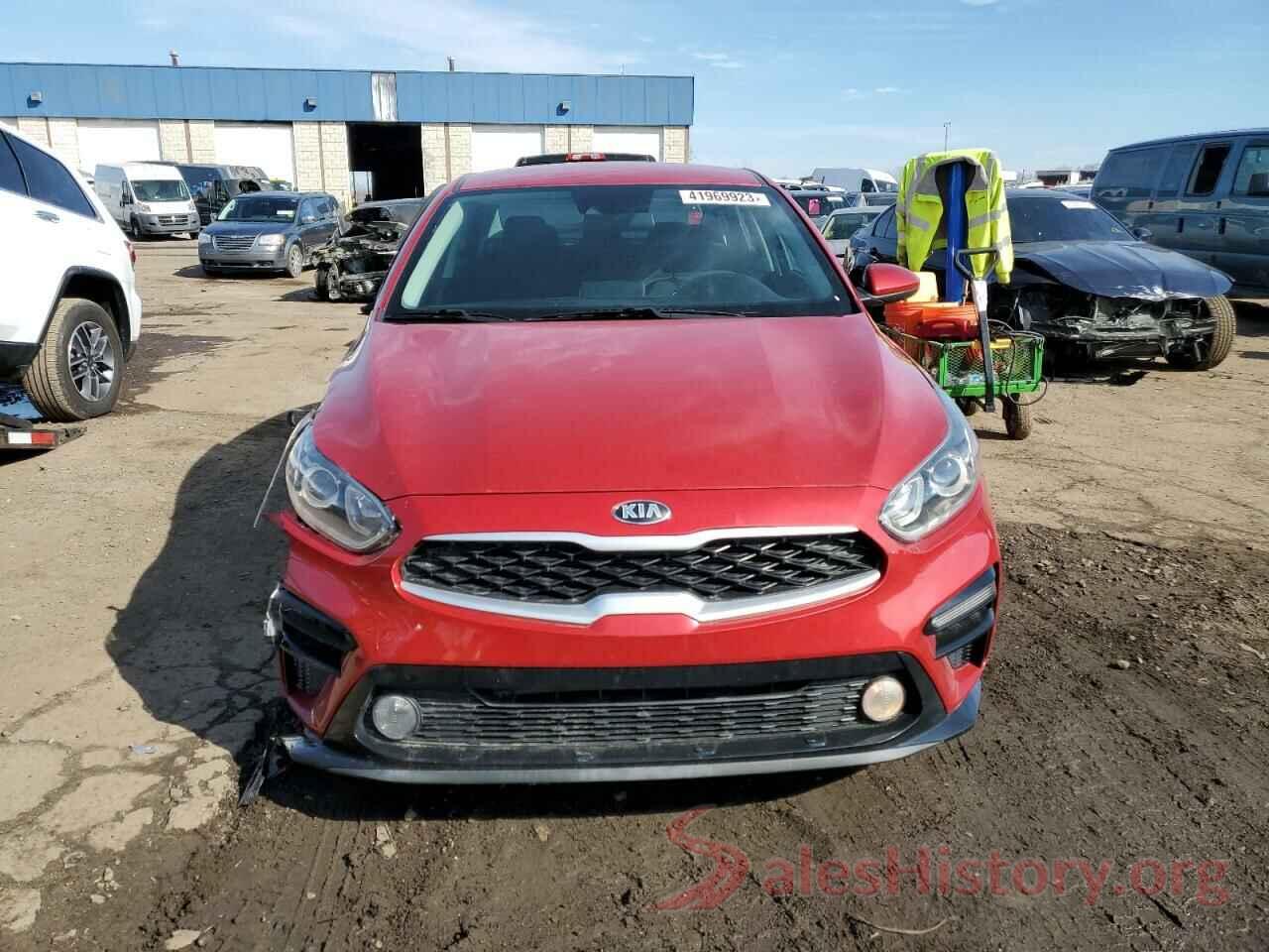 3KPF24AD8KE107658 2019 KIA FORTE