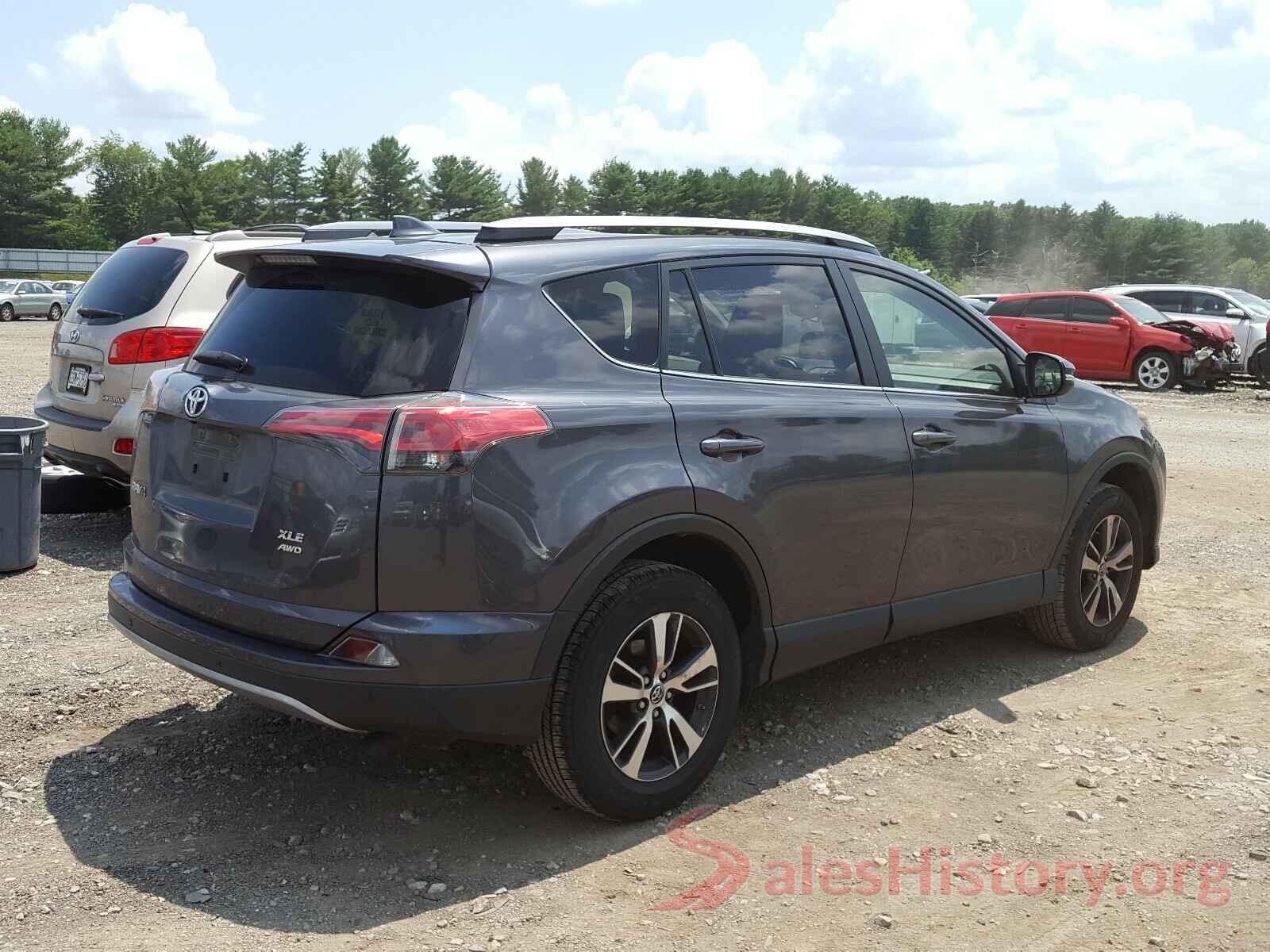 JTMRFREV5HJ705820 2017 TOYOTA RAV4