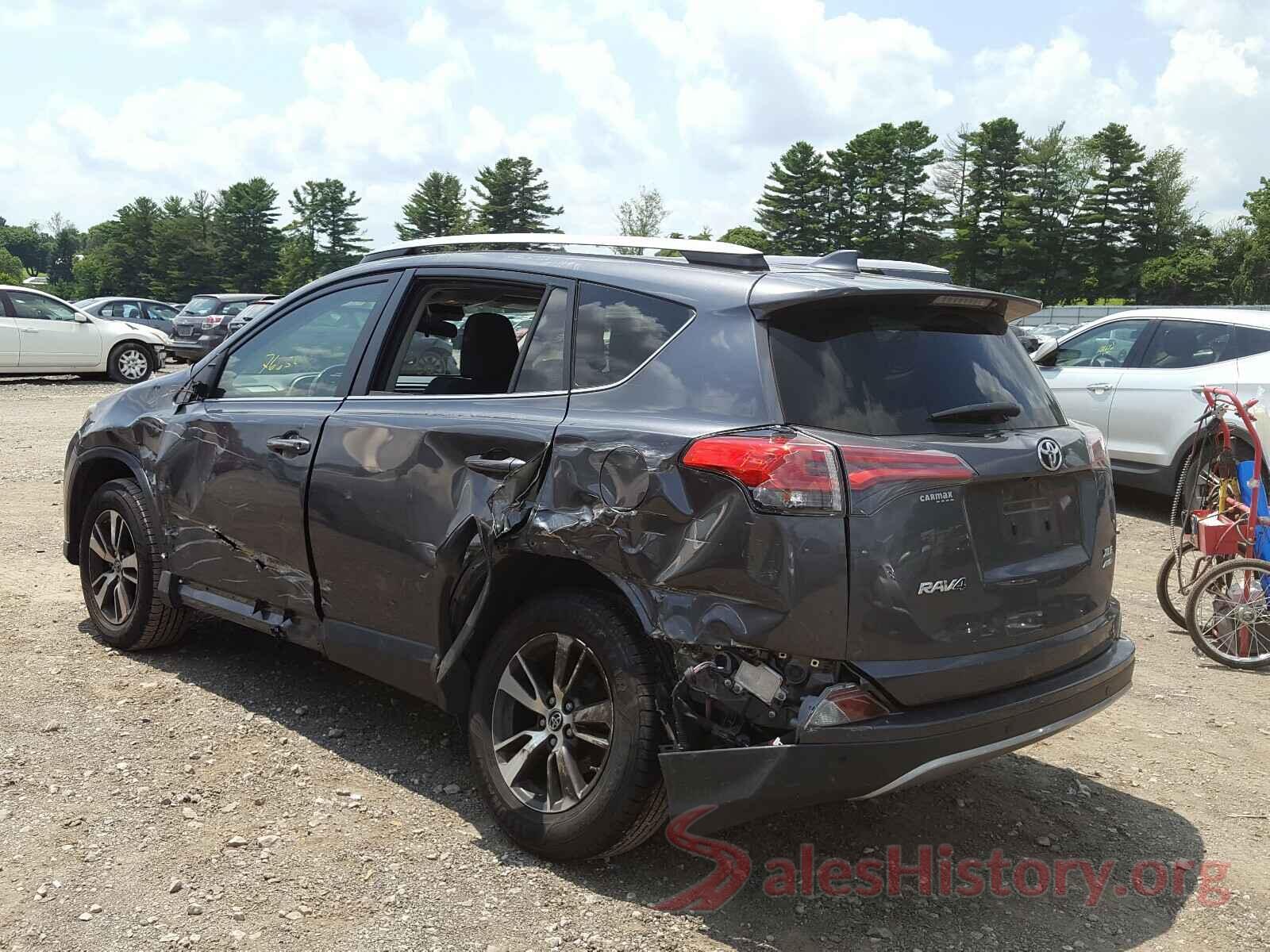 JTMRFREV5HJ705820 2017 TOYOTA RAV4