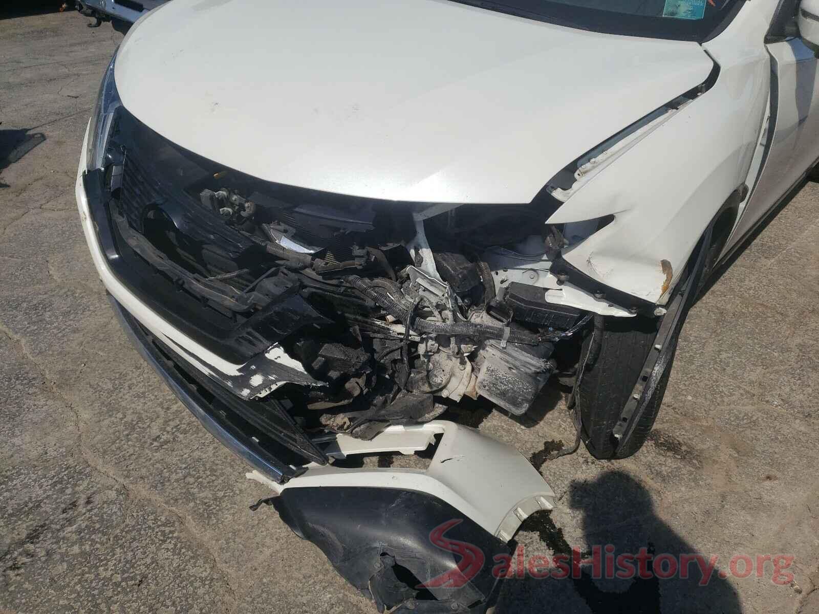 JN8AT2MT5JW468059 2018 NISSAN ROGUE