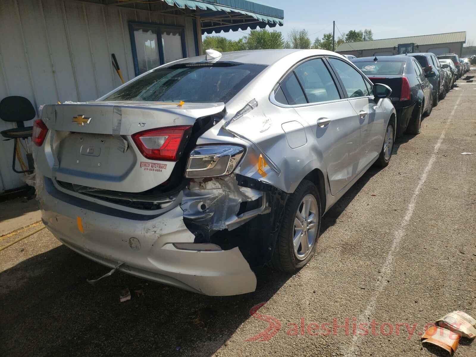 1G1BE5SM8J7106821 2018 CHEVROLET CRUZE