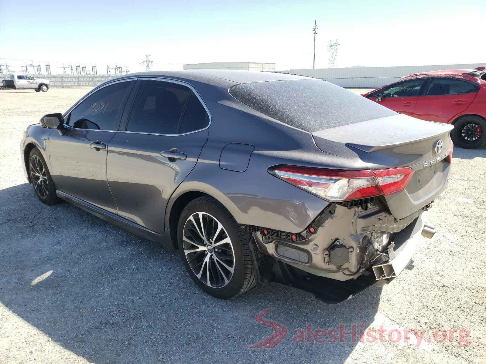 4T1B11HKXJU154724 2018 TOYOTA CAMRY