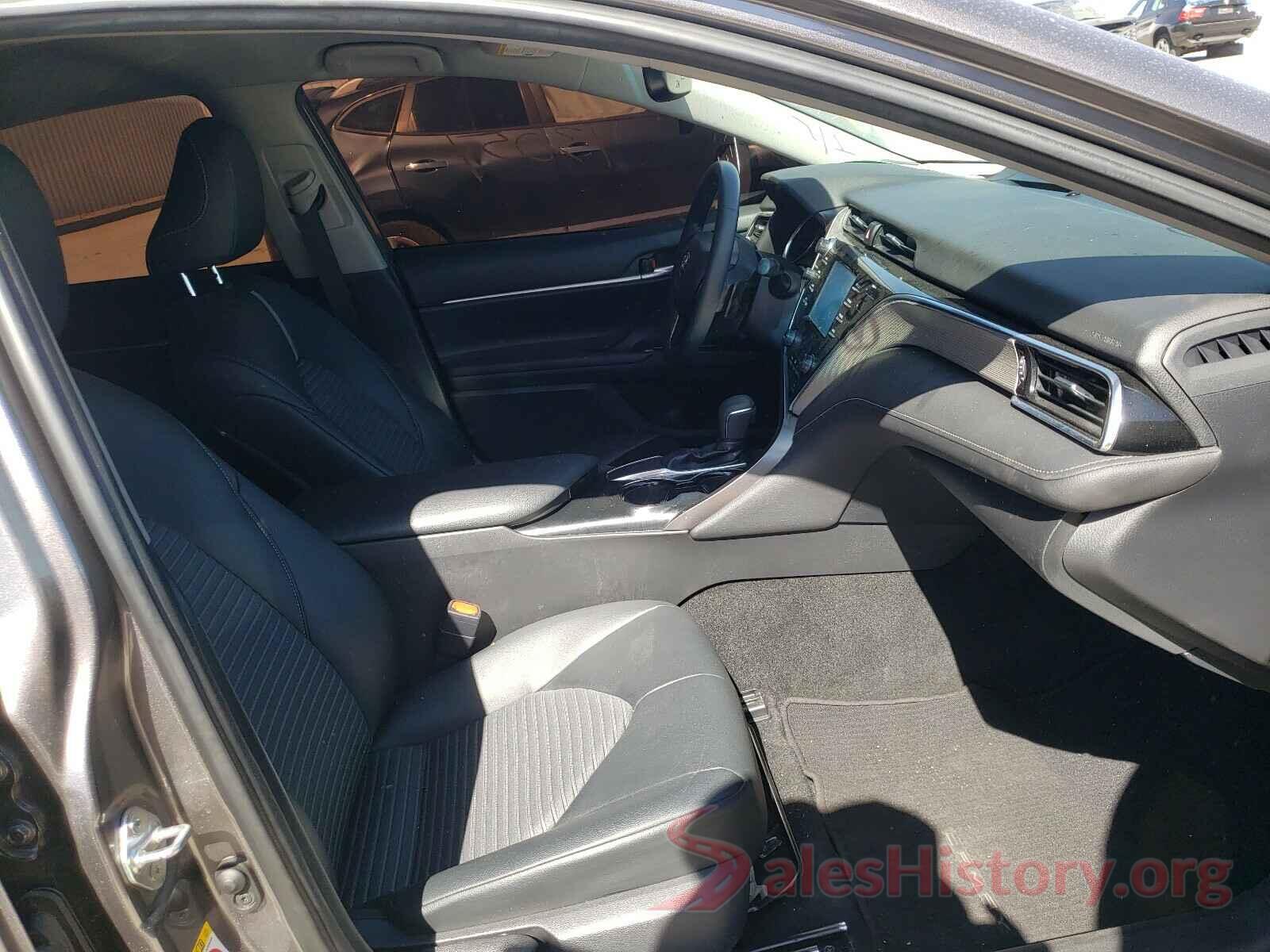 4T1B11HKXJU154724 2018 TOYOTA CAMRY