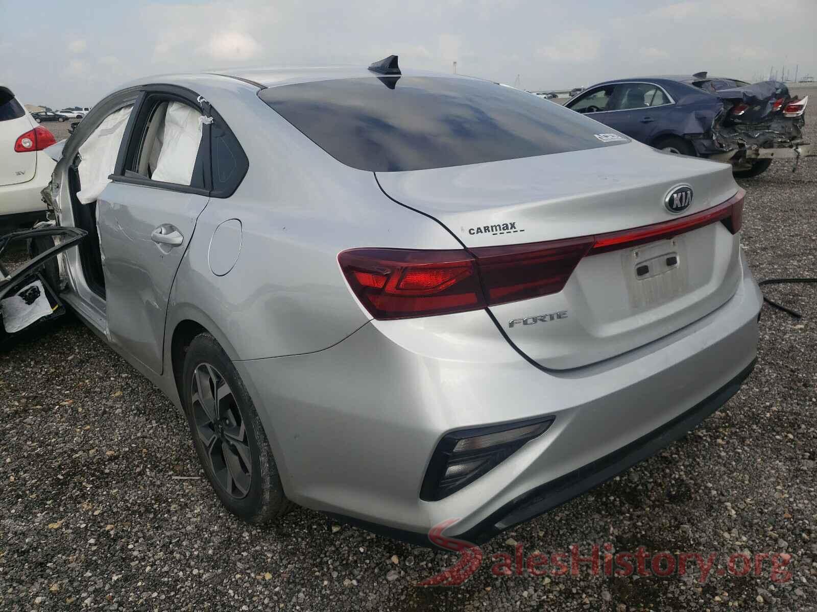 3KPF24AD8KE035599 2019 KIA FORTE