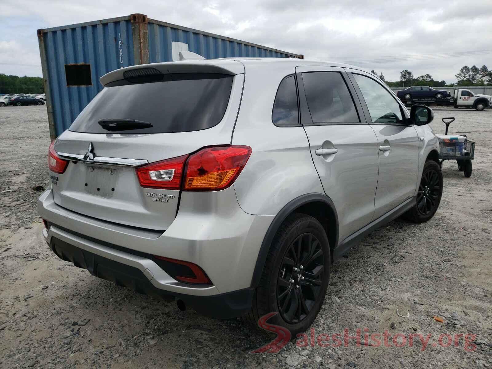 JA4AP3AU1JU007420 2018 MITSUBISHI OUTLANDER