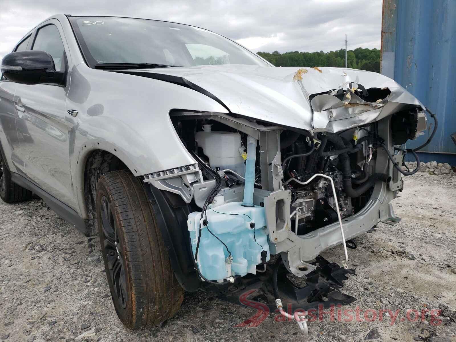 JA4AP3AU1JU007420 2018 MITSUBISHI OUTLANDER