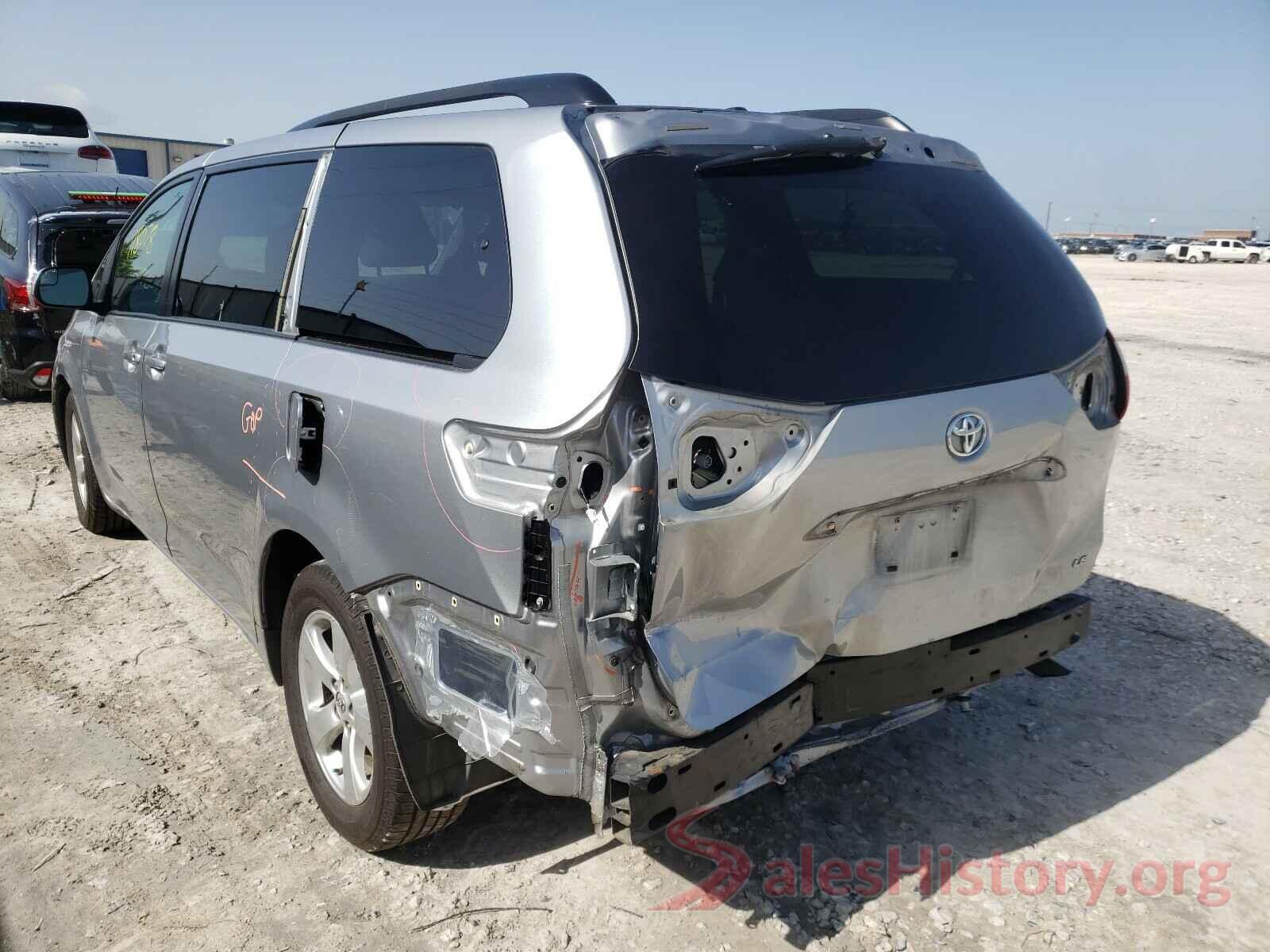 5TDKZ3DC7HS822937 2017 TOYOTA SIENNA