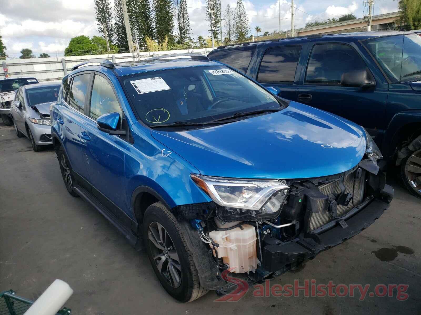 JTMWFREV9HD103567 2017 TOYOTA RAV4