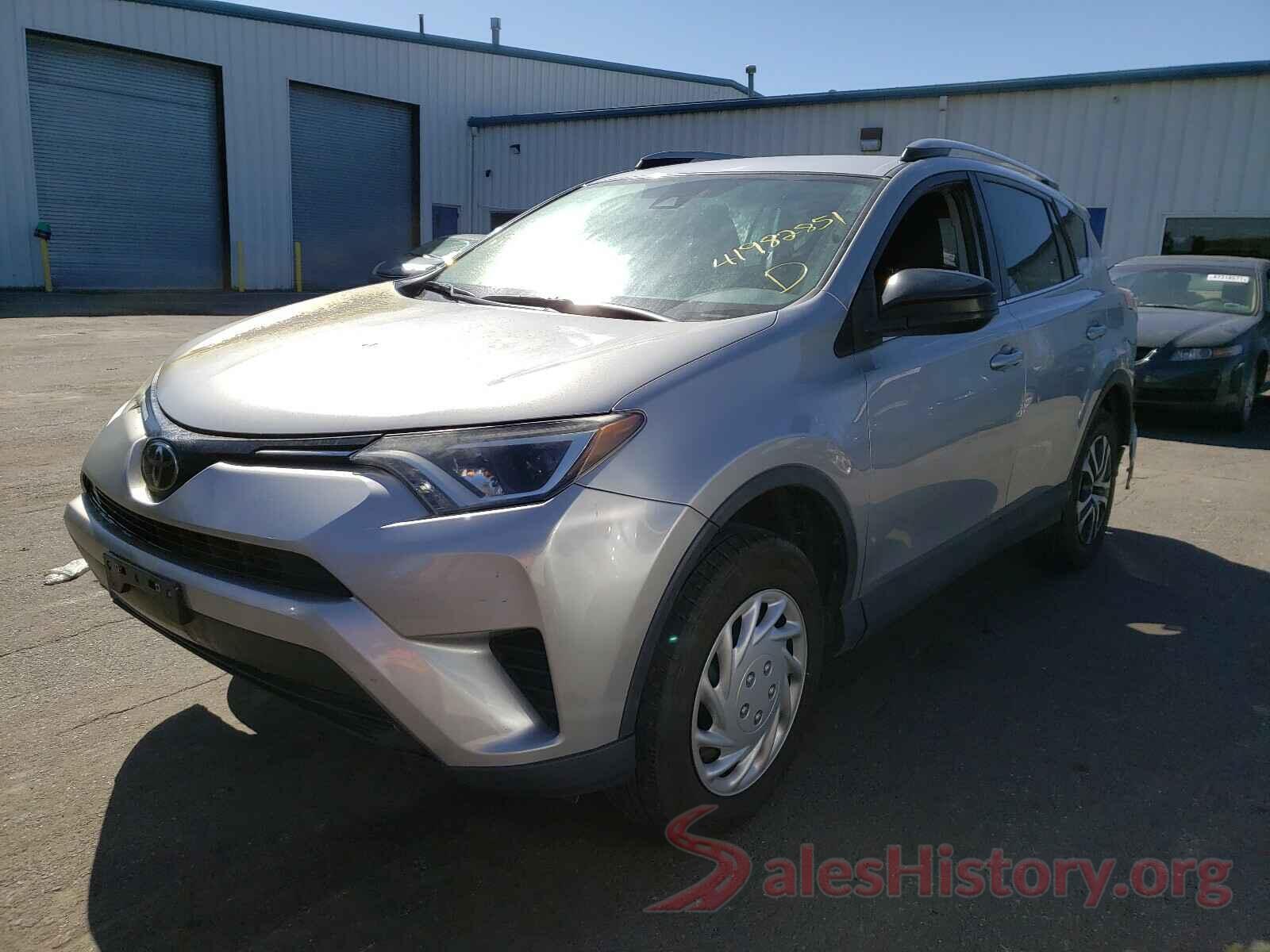 2T3ZFREV8HW339644 2017 TOYOTA RAV4