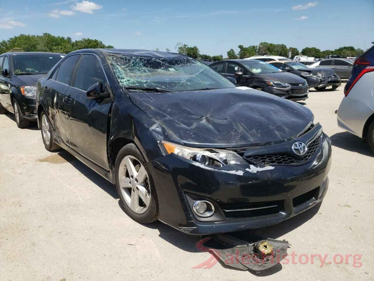 4T1BF1FK9EU460808 2014 TOYOTA CAMRY