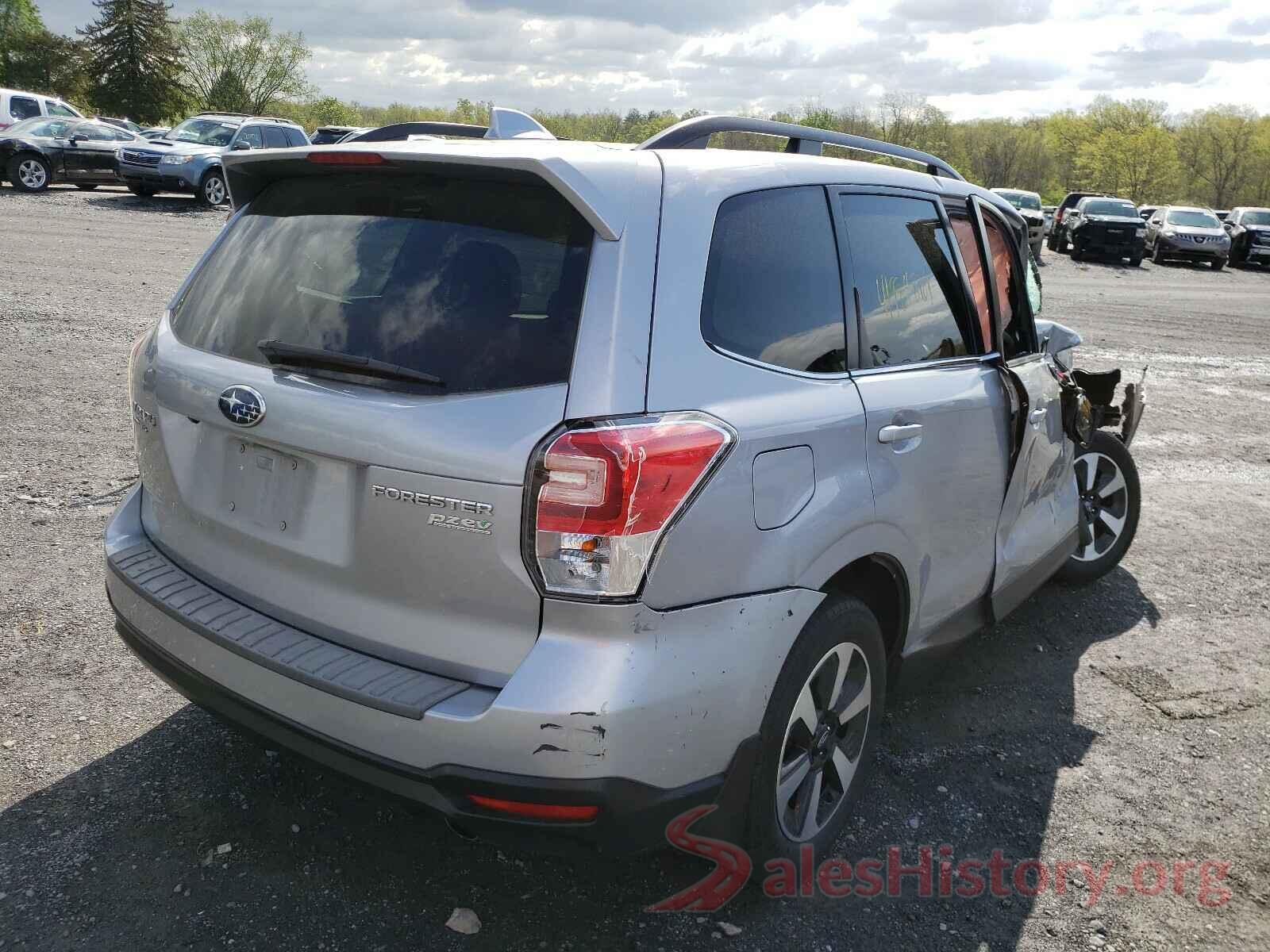 JF2SJAJC3HH564521 2017 SUBARU FORESTER