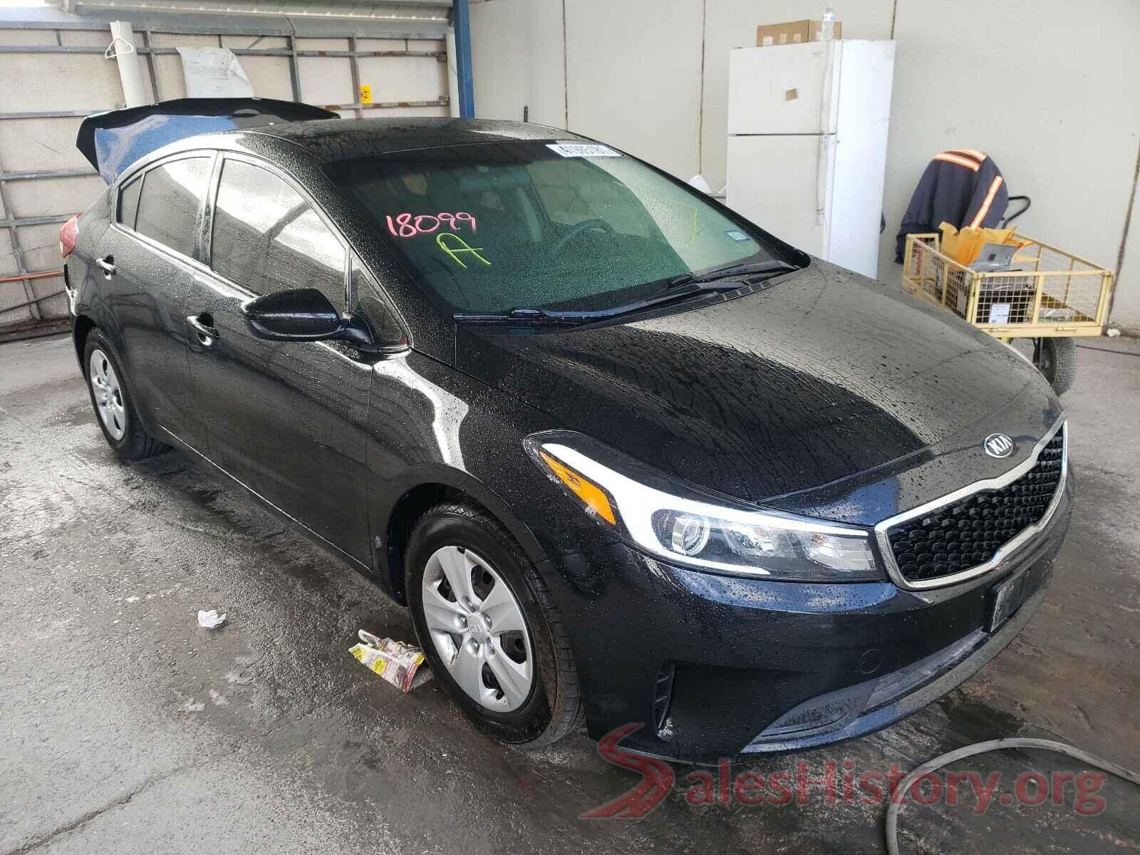 3KPFK4A74HE018320 2017 KIA FORTE