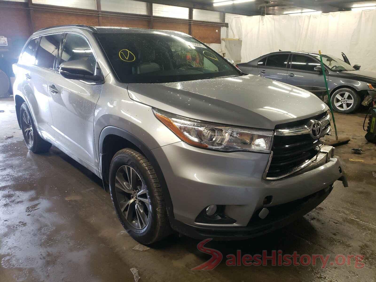 5TDJKRFH3GS299135 2016 TOYOTA HIGHLANDER