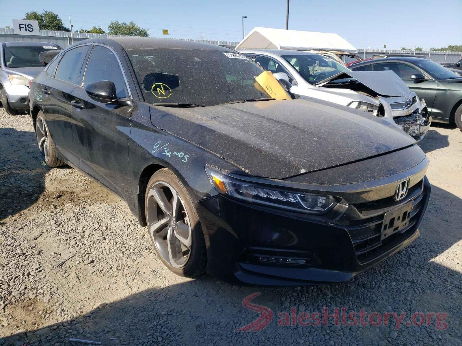 1HGCV1F33JA166368 2018 HONDA ACCORD