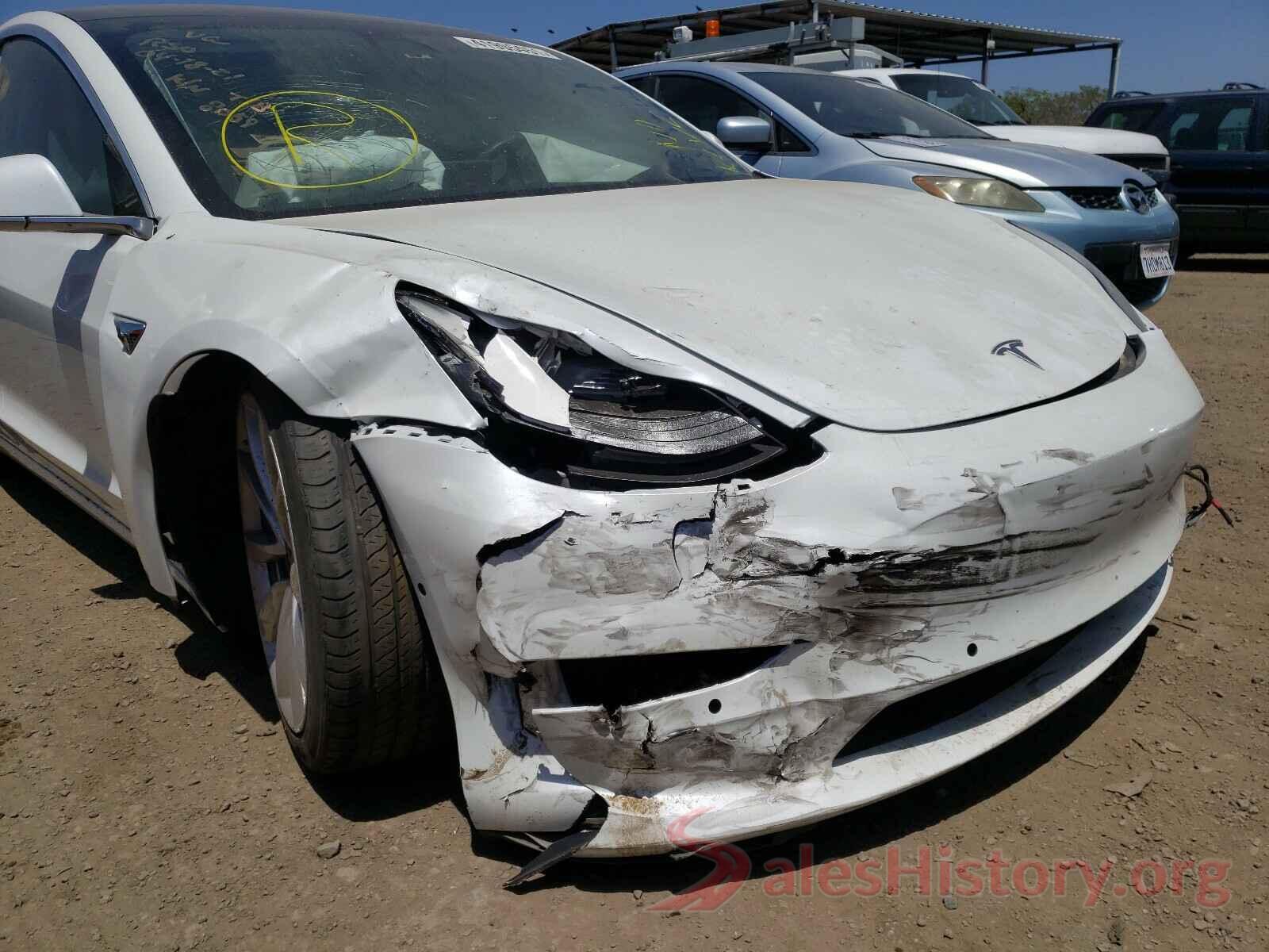 5YJ3E1EA9JF164811 2018 TESLA MODEL 3