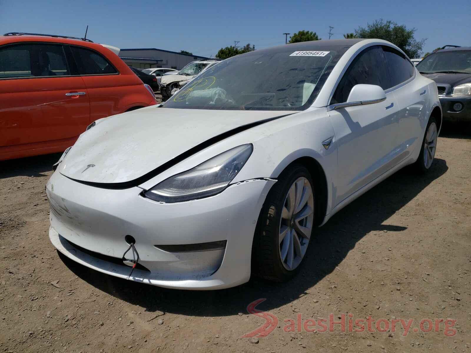 5YJ3E1EA9JF164811 2018 TESLA MODEL 3