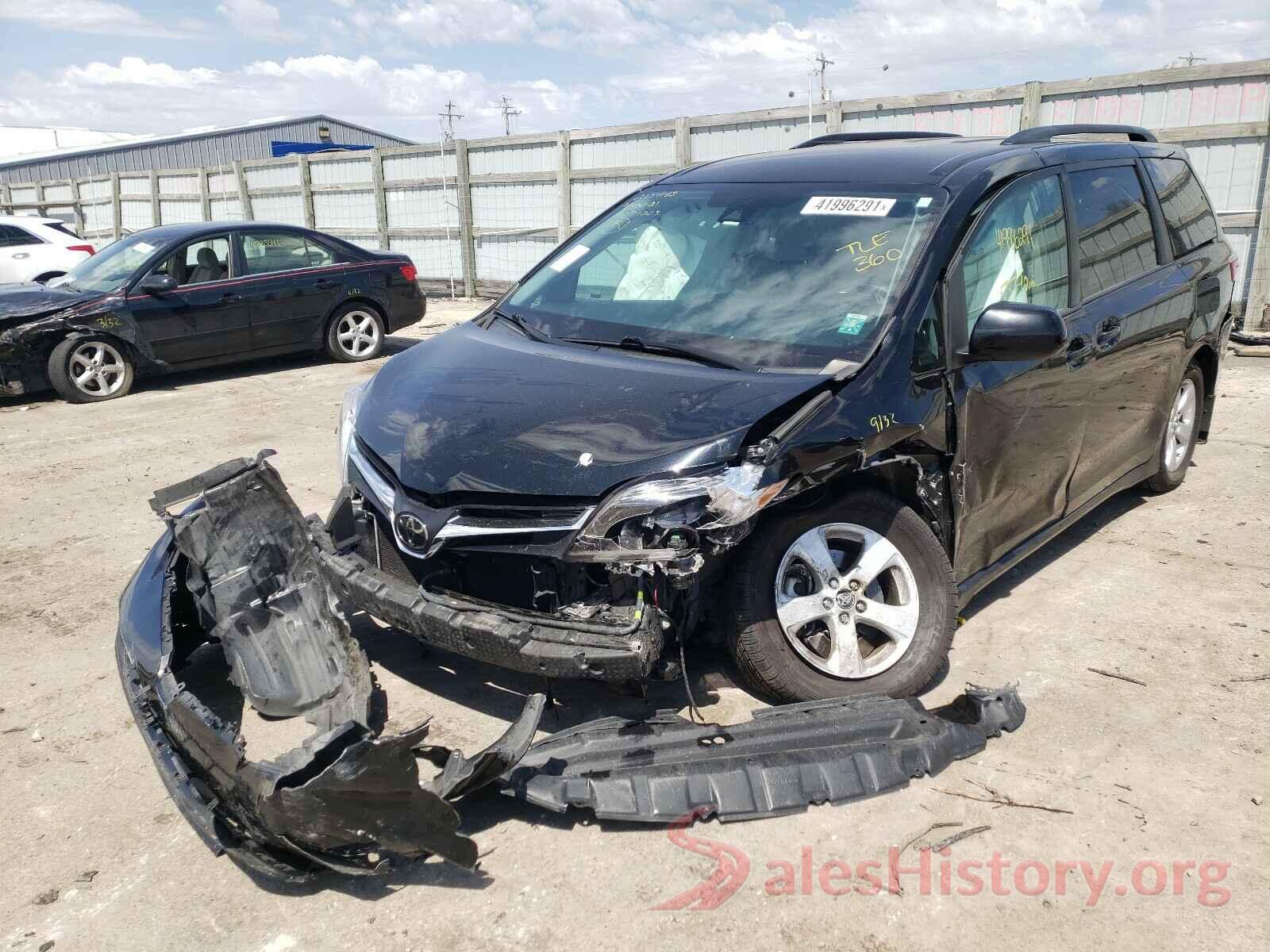 5TDKZ3DCXJS948571 2018 TOYOTA SIENNA