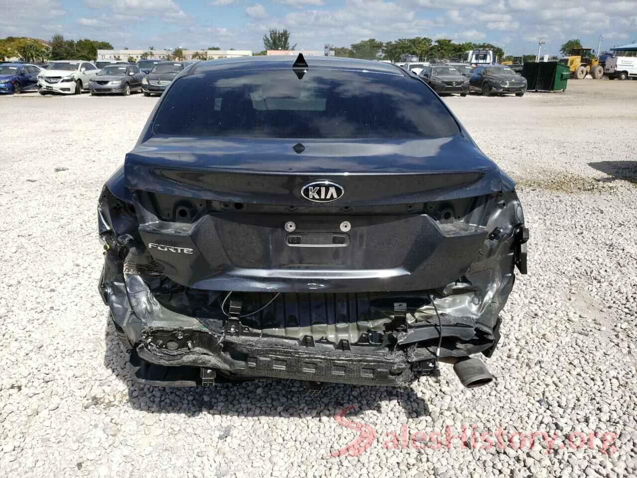 3KPF24ADXKE095917 2019 KIA FORTE