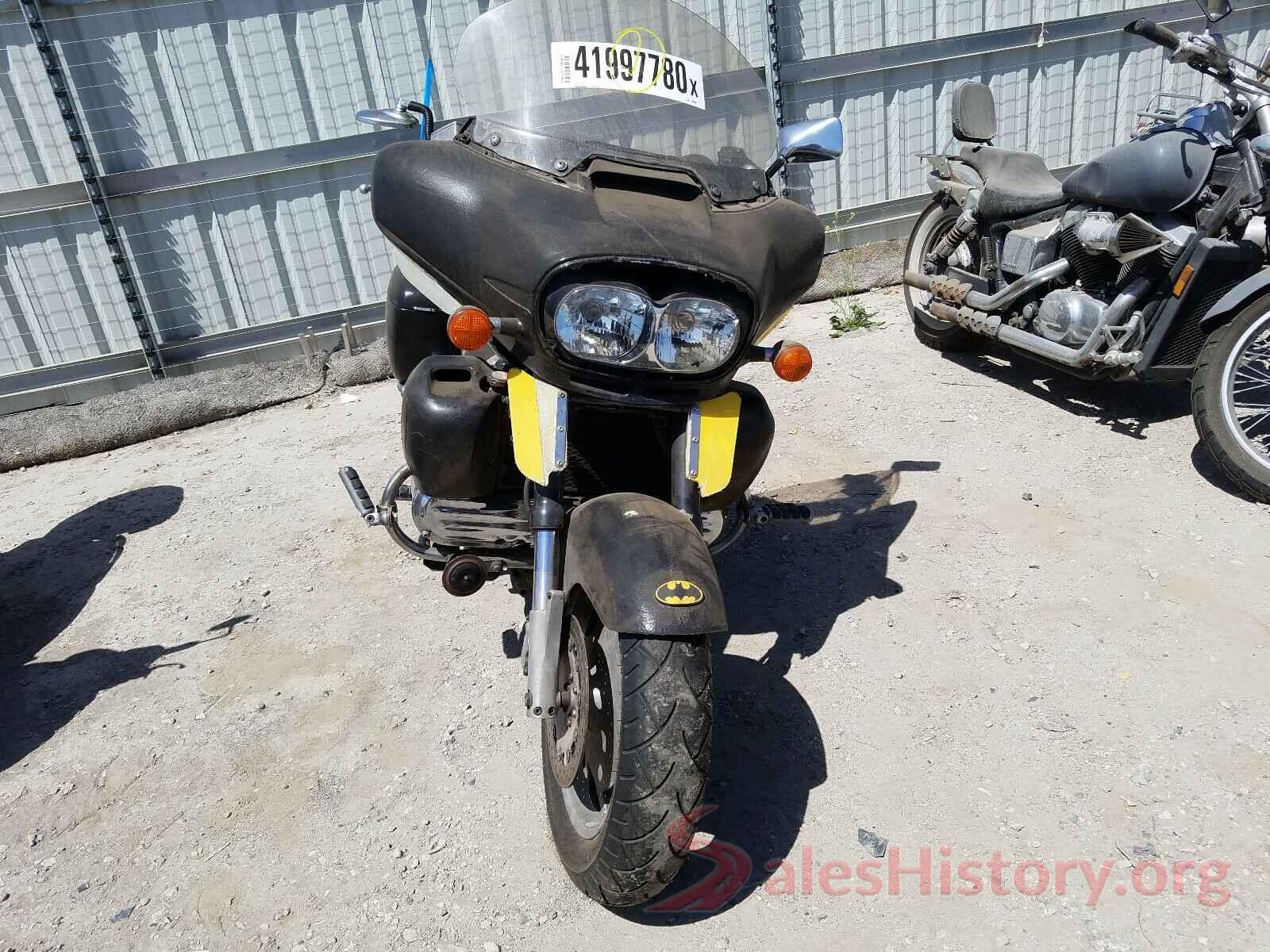 1HFSC4111YA100179 2000 HONDA GL CYCLE