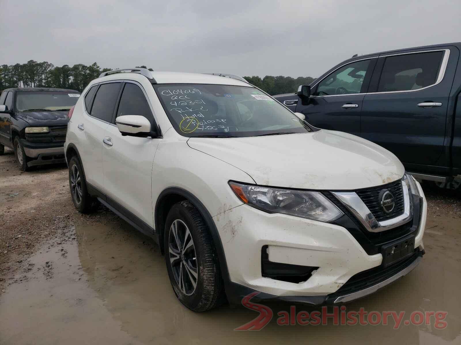 JN8AT2MT2KW269066 2019 NISSAN ROGUE