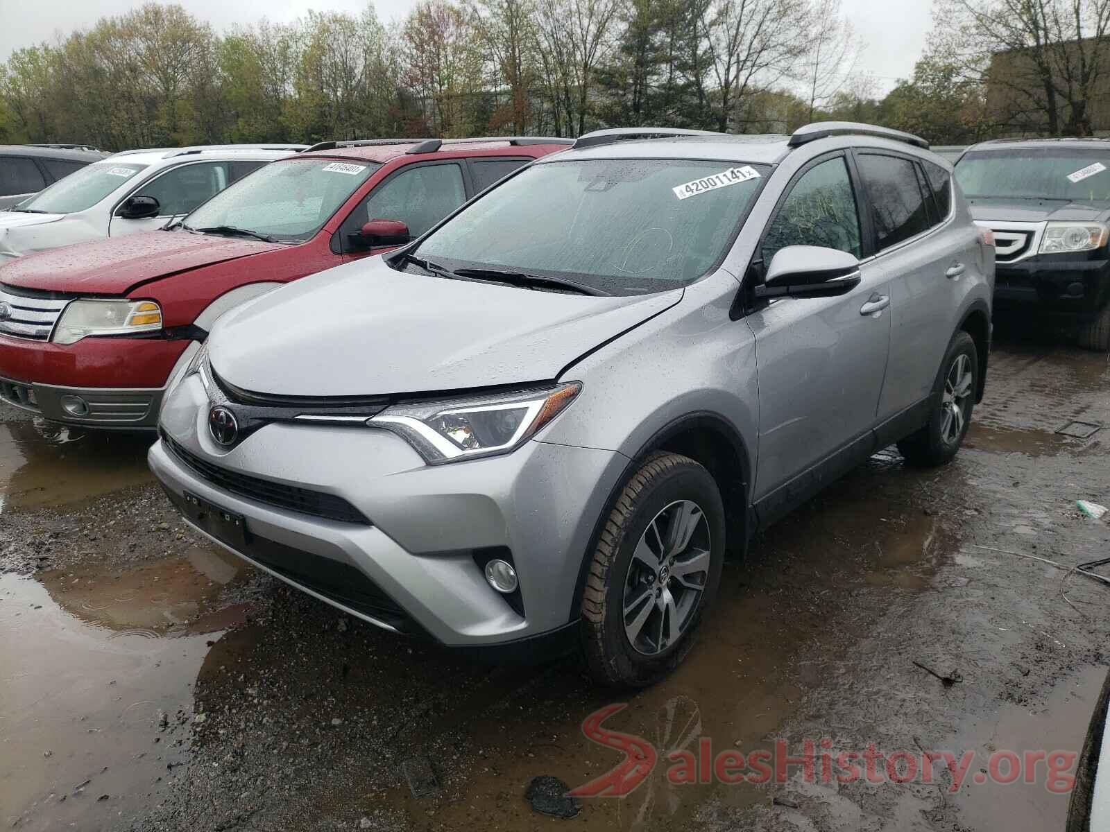 2T3RFREVXJW773358 2018 TOYOTA RAV4