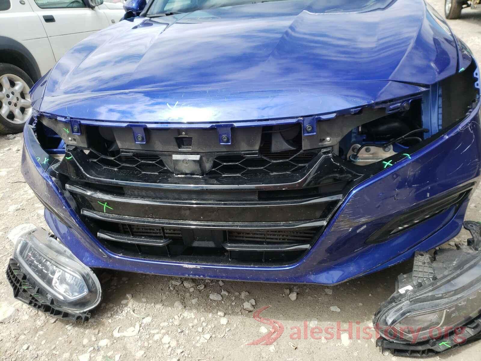 1HGCV1F39JA266877 2018 HONDA ACCORD