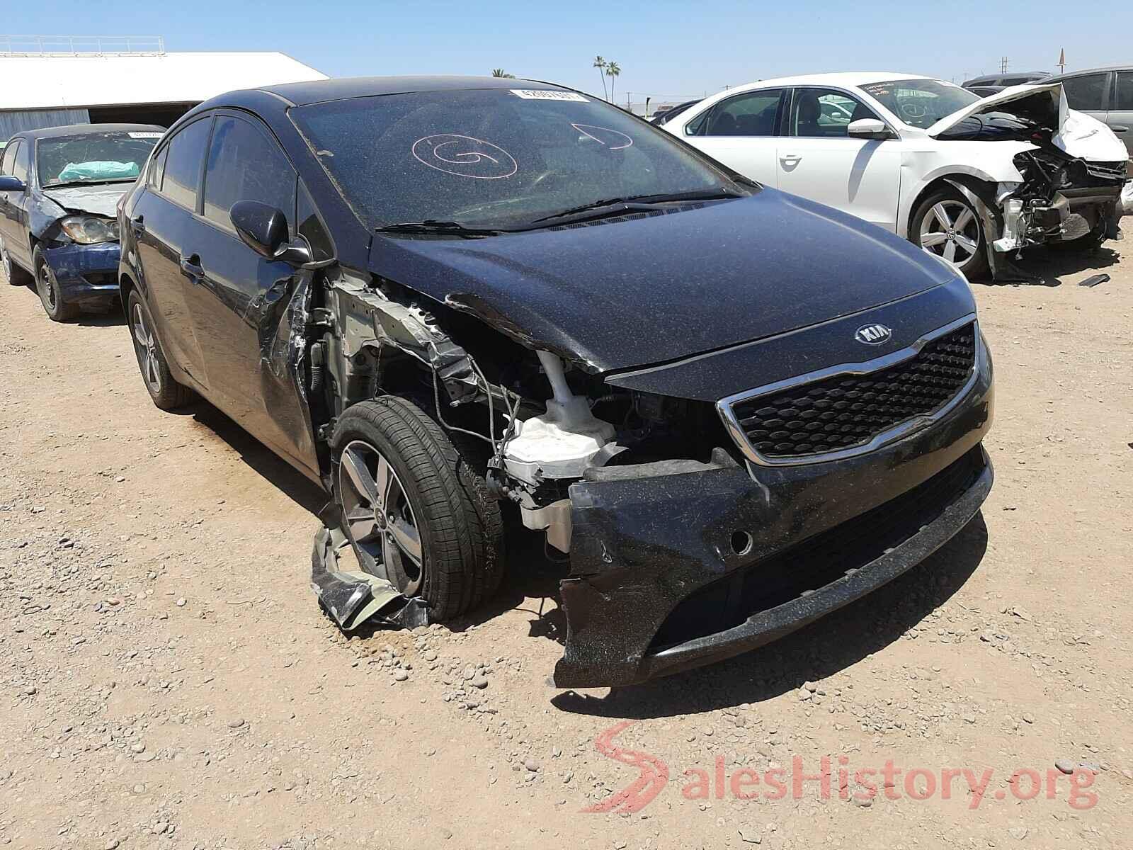 3KPFL4A76JE214715 2018 KIA FORTE