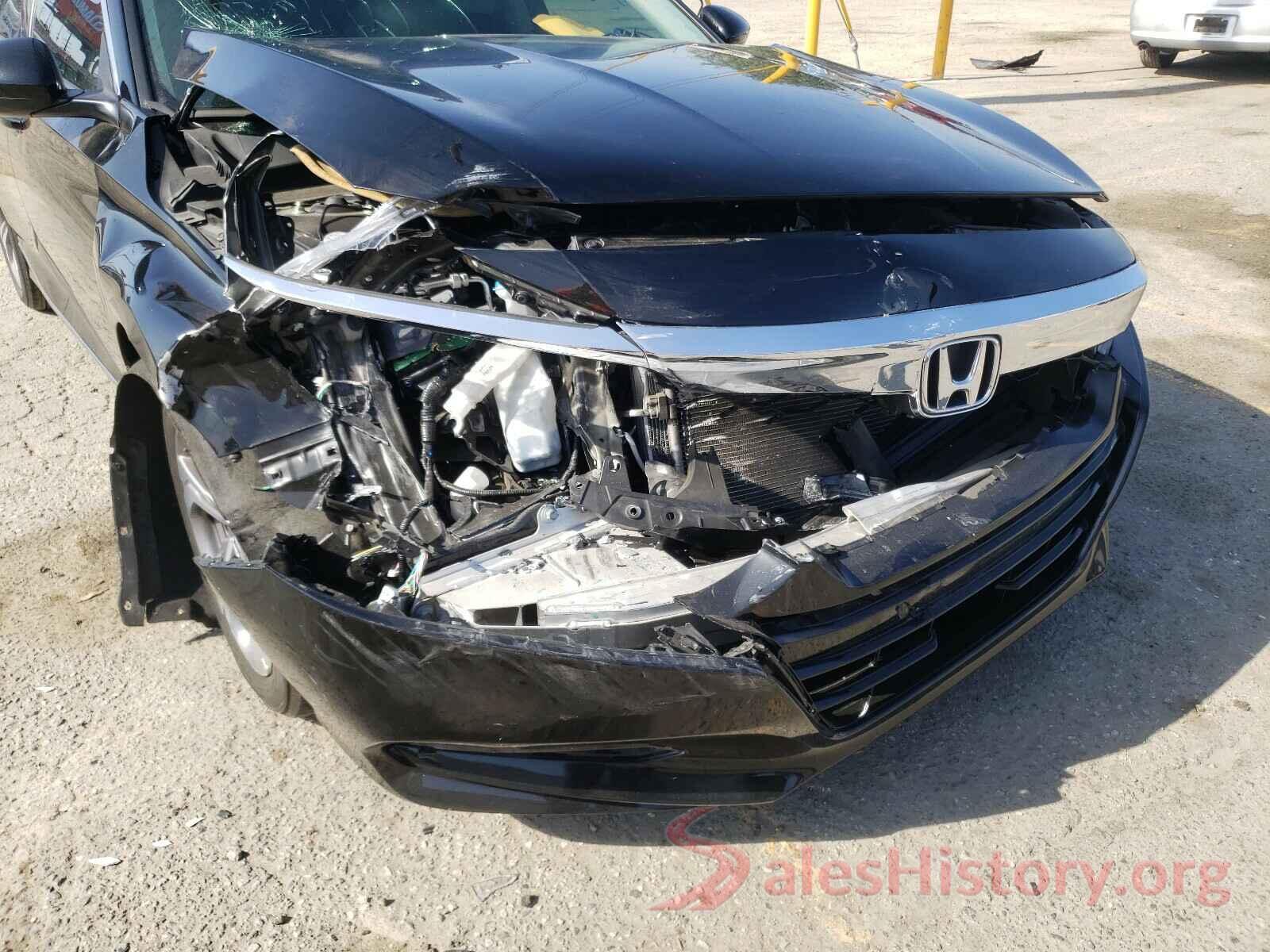 1HGCV1F43JA033621 2018 HONDA ACCORD